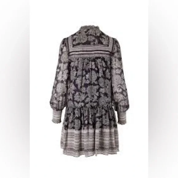 VERONICA BEARD
Nadila Black Print Long Sleeve Dress
$695 - Picture 2 of 7